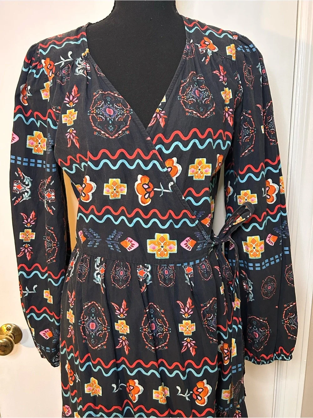 NEVER FULLY DRESSED WRAP DRESS WITH MULTICOLORED PATTERN SIZE 6